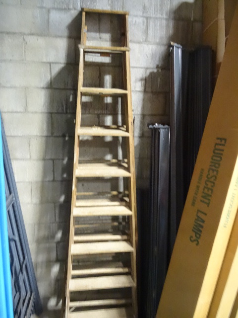 Step Ladder