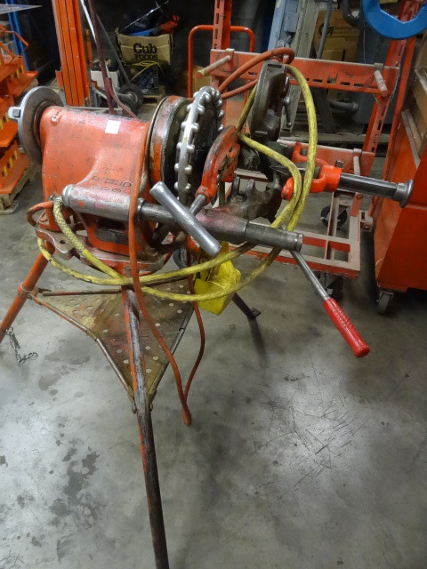 Pipe Threader