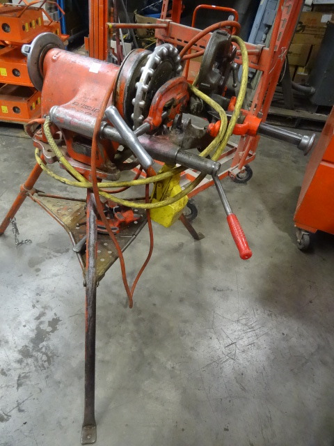 Electric Pipe Threader