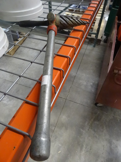 Ratcheting Pipe Reamer