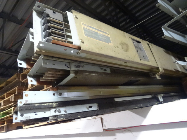 Distribution Plug in Duct