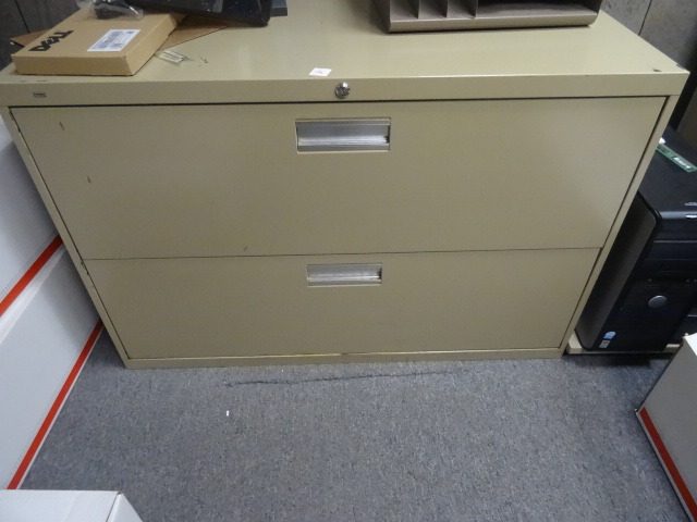 Lateral File