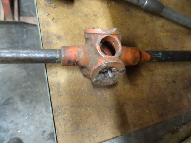 Tri Pipe Threader