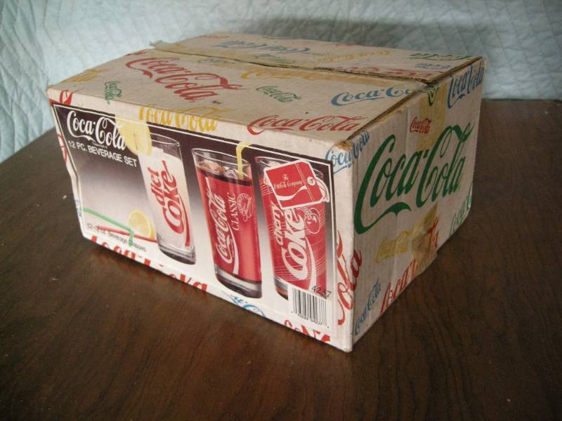 Vintage CocaCola beverage set