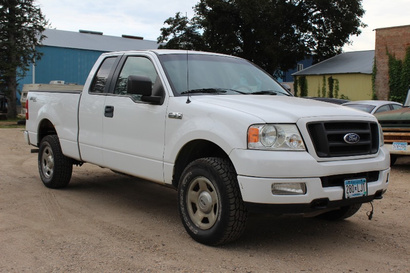 2005 Ford F150 STX Supercab 4x4 | MnAutoAuctions.com #90 ...