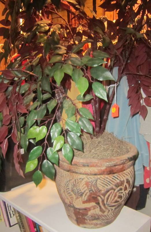 lot 254 image: Tree in Stand Green and Red Leaves.  Retail $100