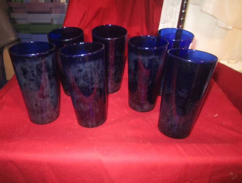 lot 273 image: Cobalt Blue Glasses set of 7