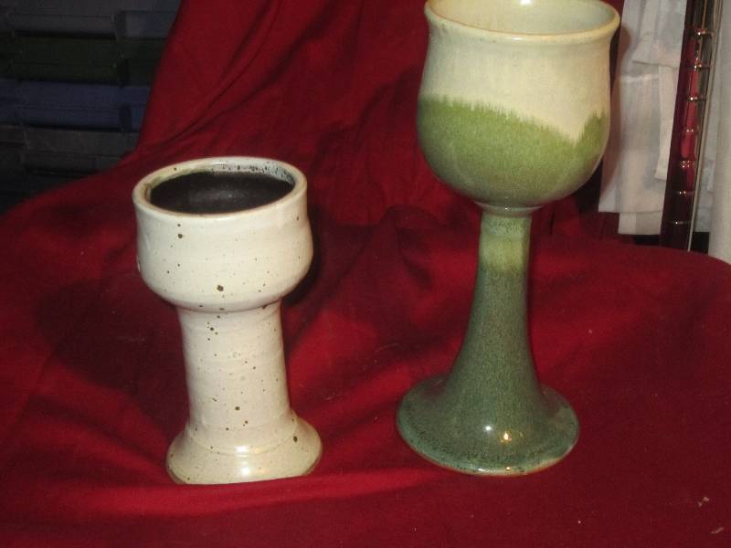 lot 277 image: 2 Clay Pottery Mugs - 1 says BAYSTOCK