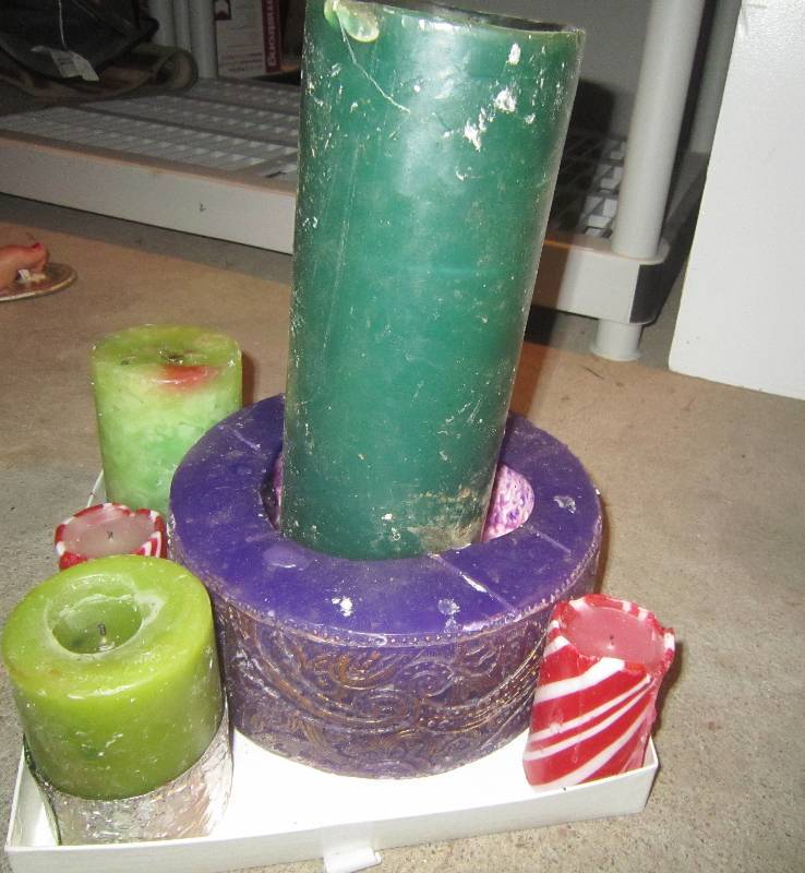 lot 284 image: Lot of Candle Wax