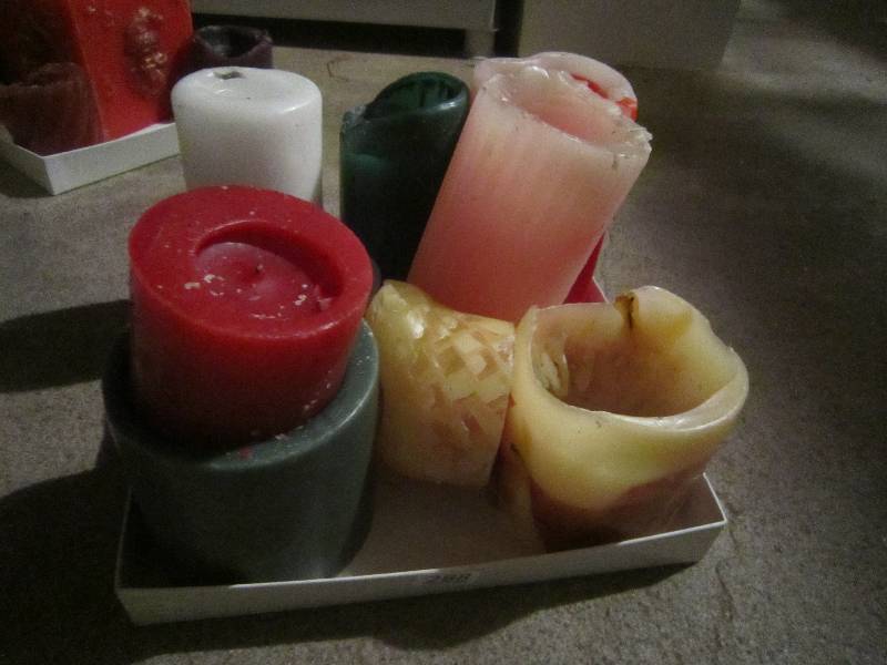 lot 288 image: Lot of Candle Wax