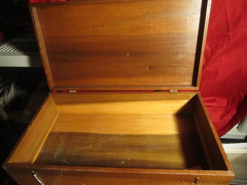 lot 353 image: Antique Box with Story - 25 x 14 x 7