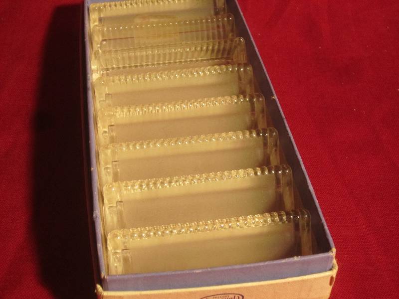 lot 357 image: Vintage - Set of Crystal Place Cards by Monogram