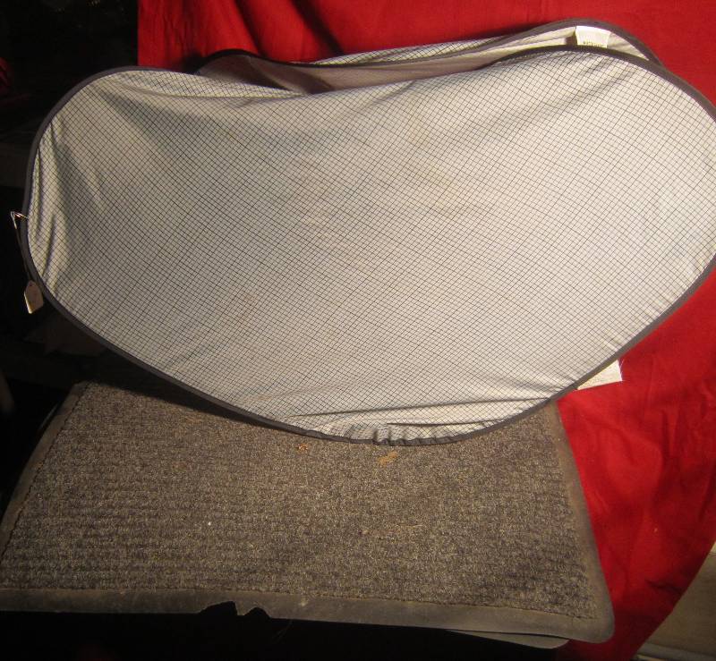 lot 397 image: Misc Lot - Car Sun Shade window Covers & 2 Mats