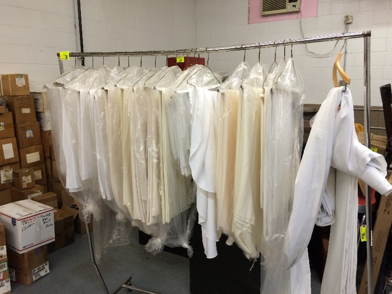 Assorted Table Lines and various colors - Includes rack