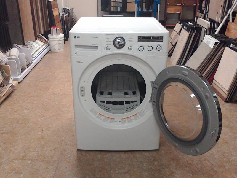 lot 3 image: LG Gas Dryer Model  DLGX3251W