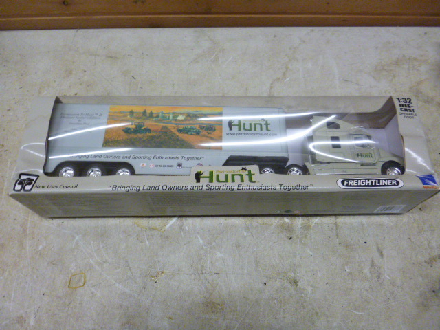 lot 6 image: Freightliner Permission to Hunt Die Cast Truck