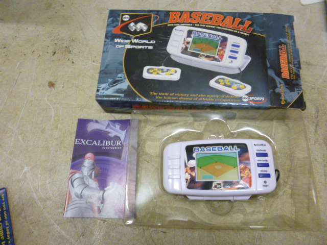lot 14 image: Excalibur Classic Gaming Baseball Game