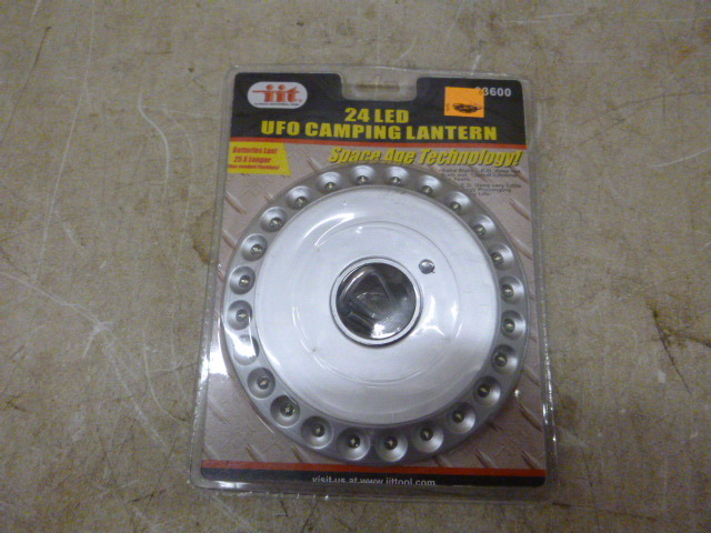 lot 44 image: iit 24 LED UFO Camping Lantern