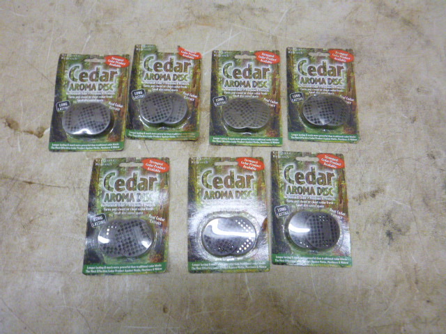 lot 95 image: 7 Packs of Cedar Aroma Disc Air Fresheners