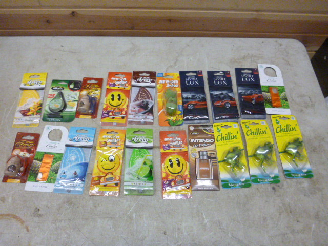 lot 133 image: 20 Air Fresheners.
