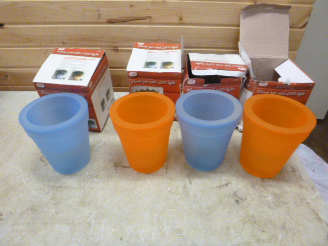 lot 134 image: 4 Flower Pots