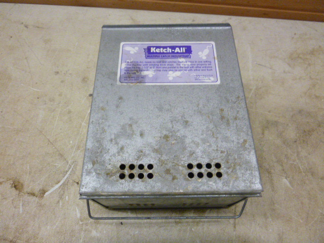 lot 136 image: Ketch-All Multiple Catch Mouse Trap