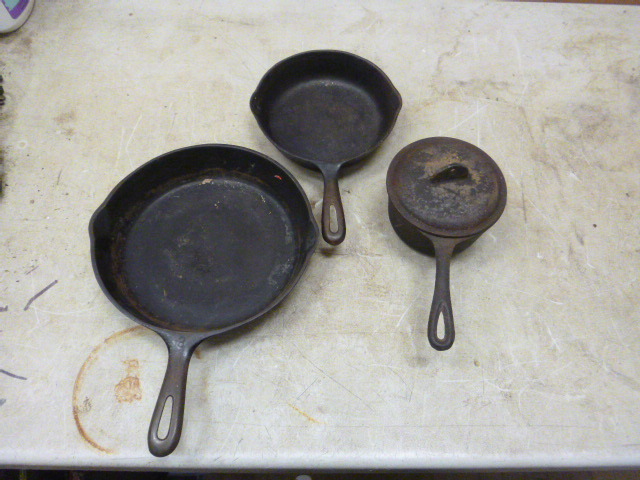 lot 161 image: 2 Cast Iron Skillets and Pot with Lid