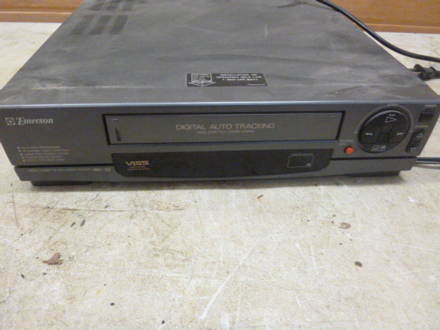 lot 170 image: Emerson VHS Tape Player