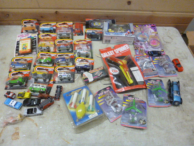 lot 176 image: Miscellaneous Toys