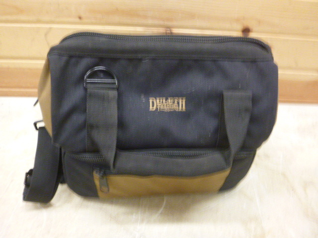 lot 183 image: Duluth Trading Cooler