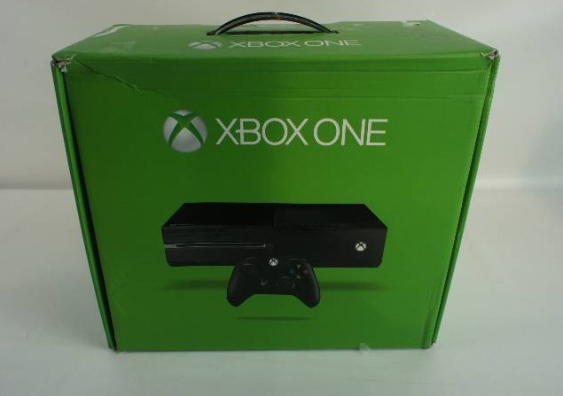 lot 3 image: XBOX One Gaming Console
