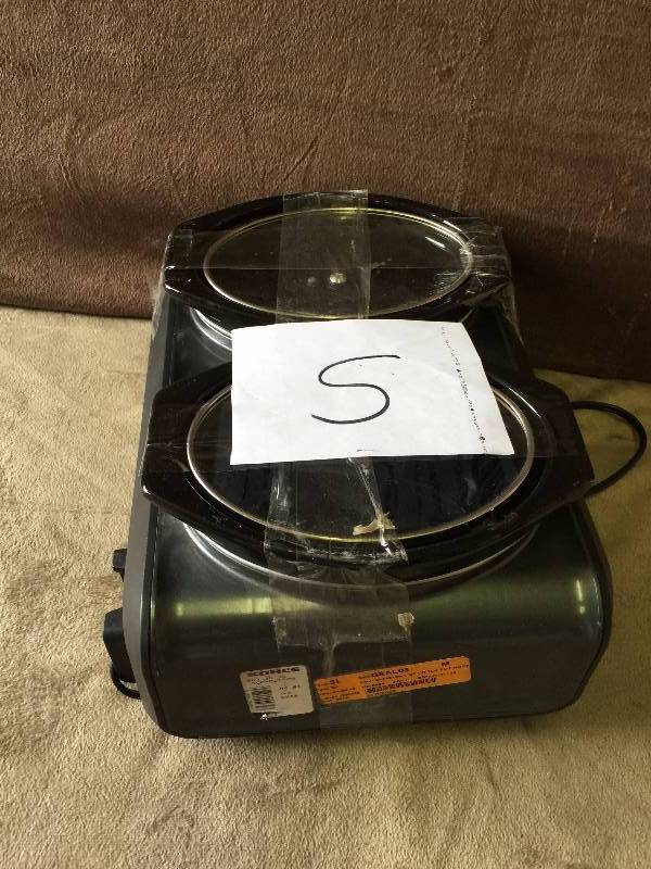 lot 5 image: Hook Up Crock Pot