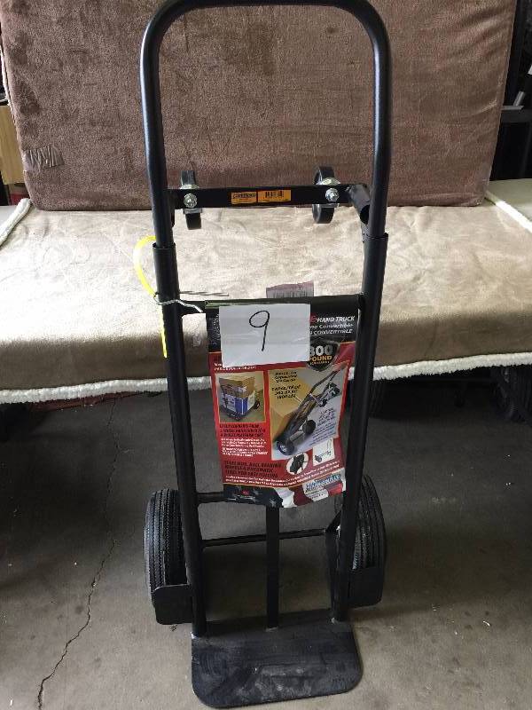 lot 9 image: Milwaukee 800 Lb hand  truck