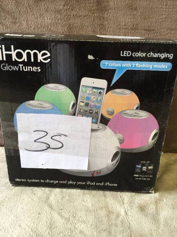lot 35 image: iHome Glow Tunes