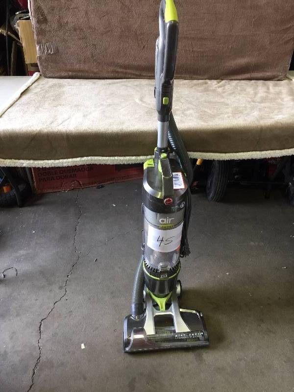 lot 45 image: Hoover Air Vacuum
