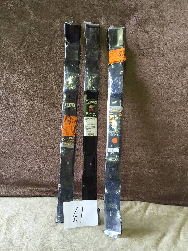 lot 61 image: Lot of Poulan 3 in 1 Blade