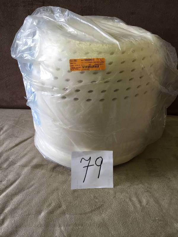 lot 79 image: Queen 1.5 Memory Foam Ventilated Mattress