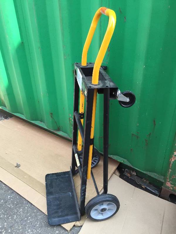lot 146 image: Convertible Hand Truck- missing one small wheel