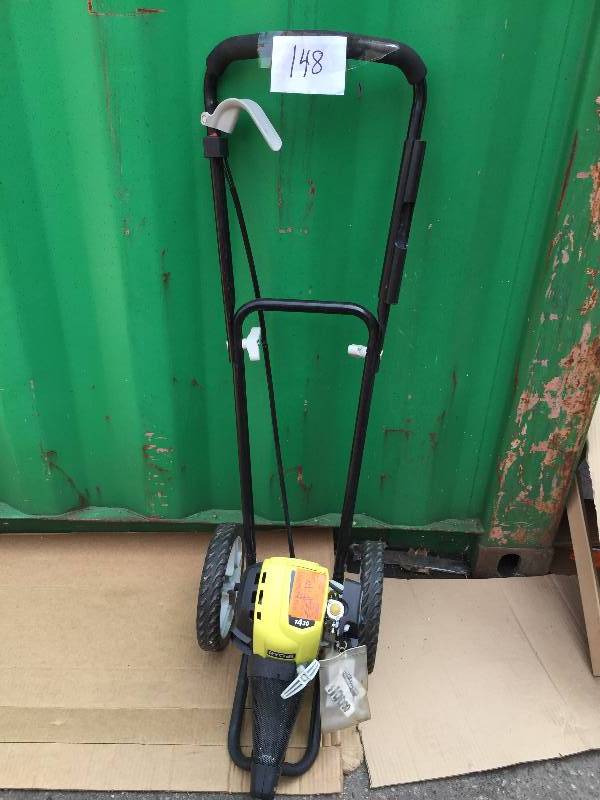 lot 148 image: Ryobi T430 Gas Weed Eater- missing attachment