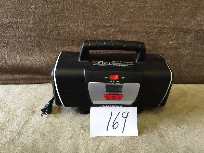 lot 169 image: Husky Multi Function  12V Inflator