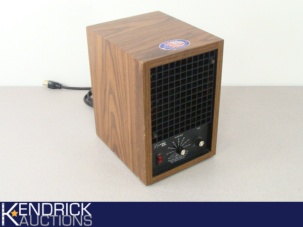 lot 13 image: Alpine Living Air XL Air Purifier