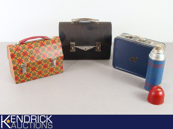 lot 16 image: Lot of Vintage Thermos Bottle Co. Metal Lunch Boxes
