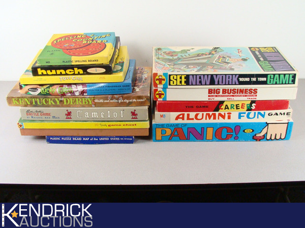 lot 22 image: 13 NEW Vintage Board Games