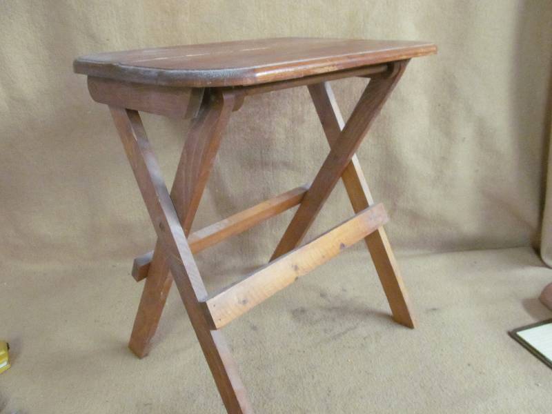 Tv table