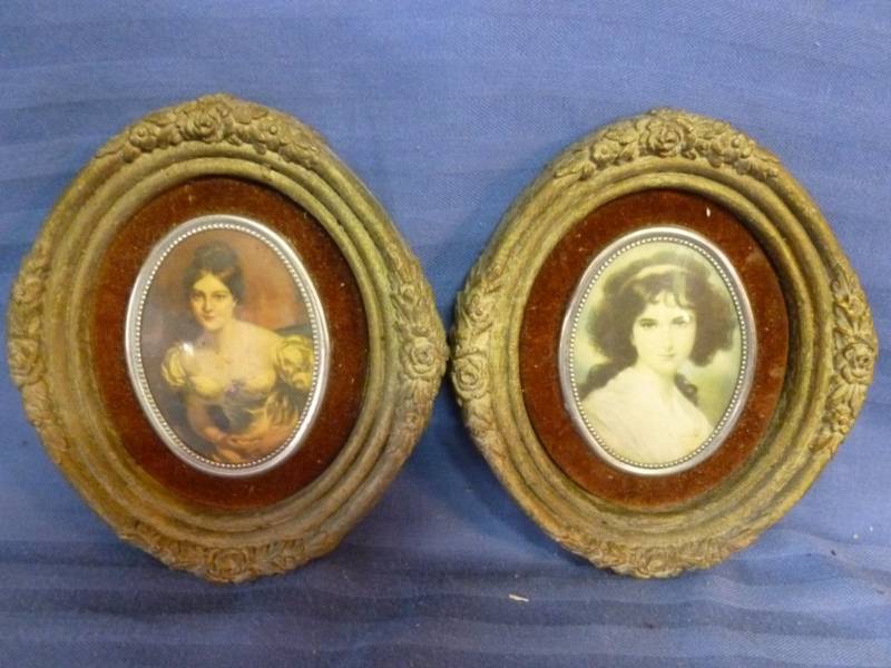 lot 23 image: Vintage Pictures