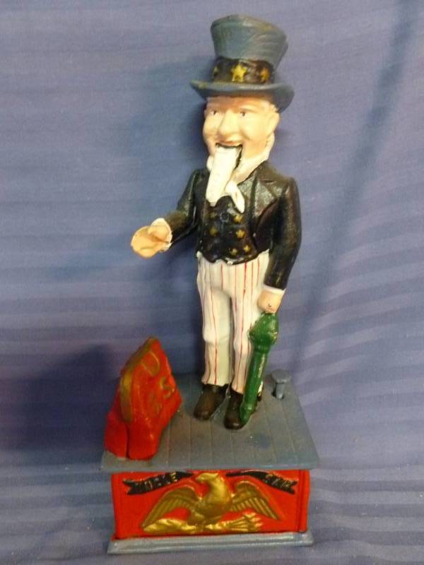 lot 52 image: Cast Iron Uncle Sam Bank