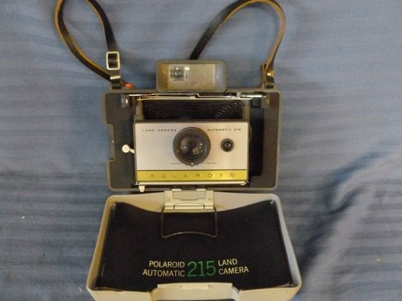 lot 95 image: Vintage Camera