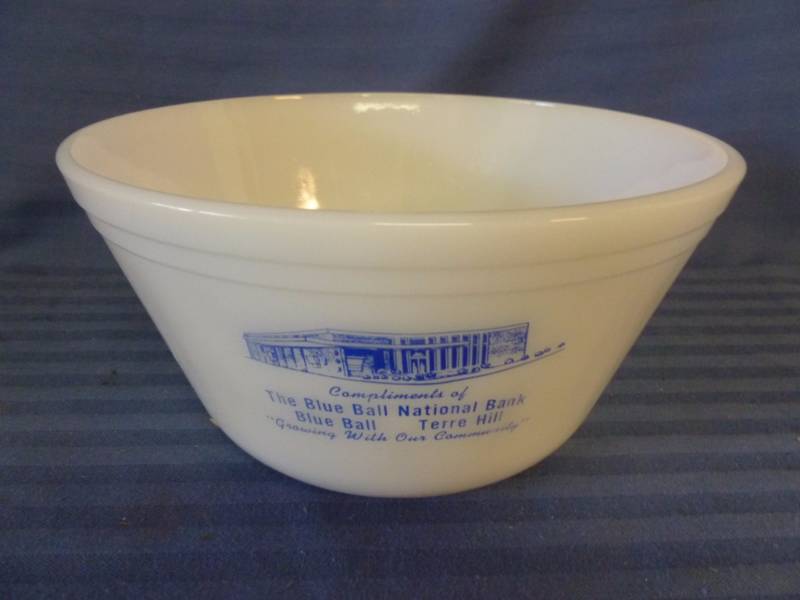 lot 112 image: Vintage Federal Glass