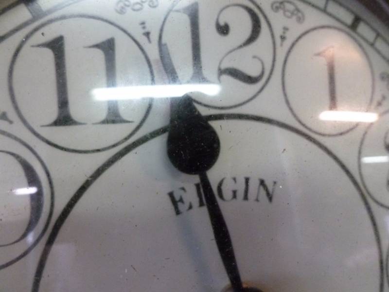 lot 121 image: Large Pendulum Clock