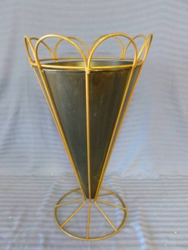 lot 128 image: Vintage Umbrella Stand